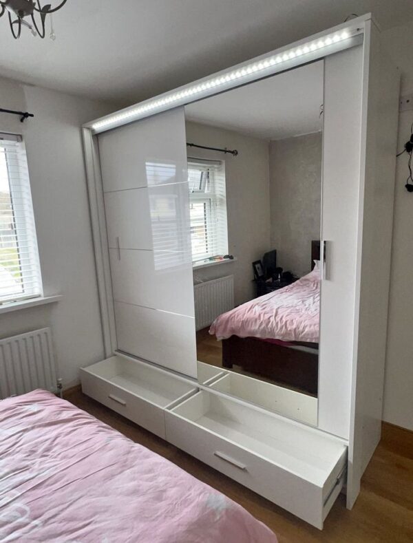 Liquidation Sale! Wardrobes with Drawers & Shelves – Clearance